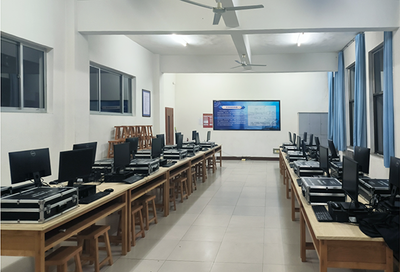 工學(xué)院電氣系嵌入式實驗室建成，推動軟硬件技術(shù)創(chuàng)新發(fā)展